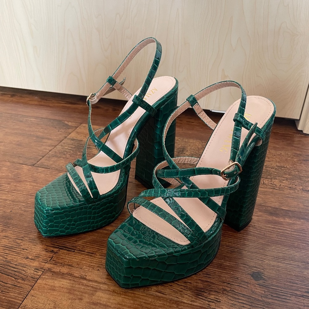 Azalea Wang Green Alligator Platform Heels with Strap